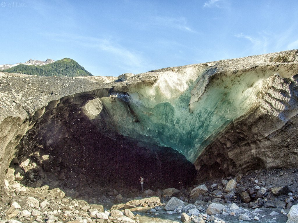 These Caves Of Alaska Could Put Elsa’s Ice Castle To Shame